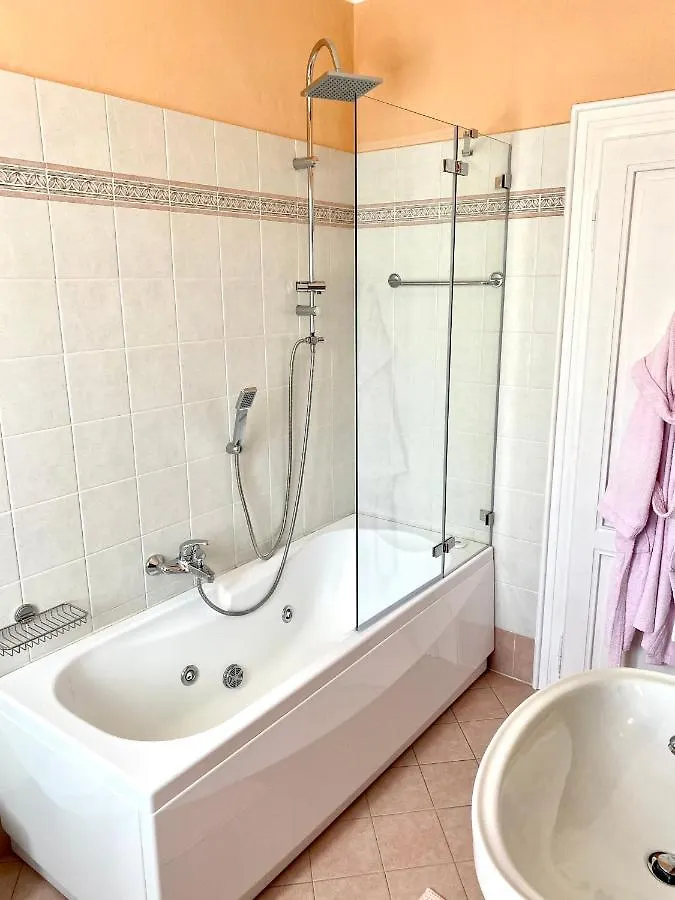 Apartment Villa Magnolia - Lake Como Lenno Italy